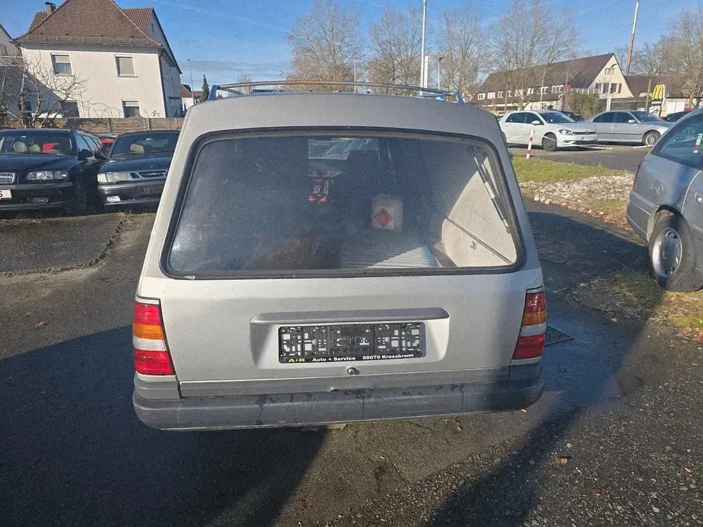 Gebraucht Mercedes 230 1986 Grau Limousine