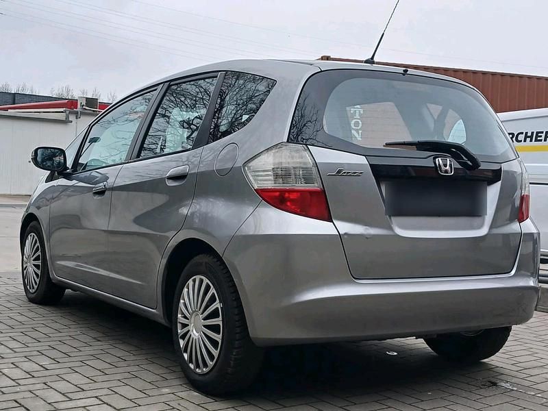 Gebraucht Honda Jazz 101 PS (74 kW) 2009 Grau Kleinwagen