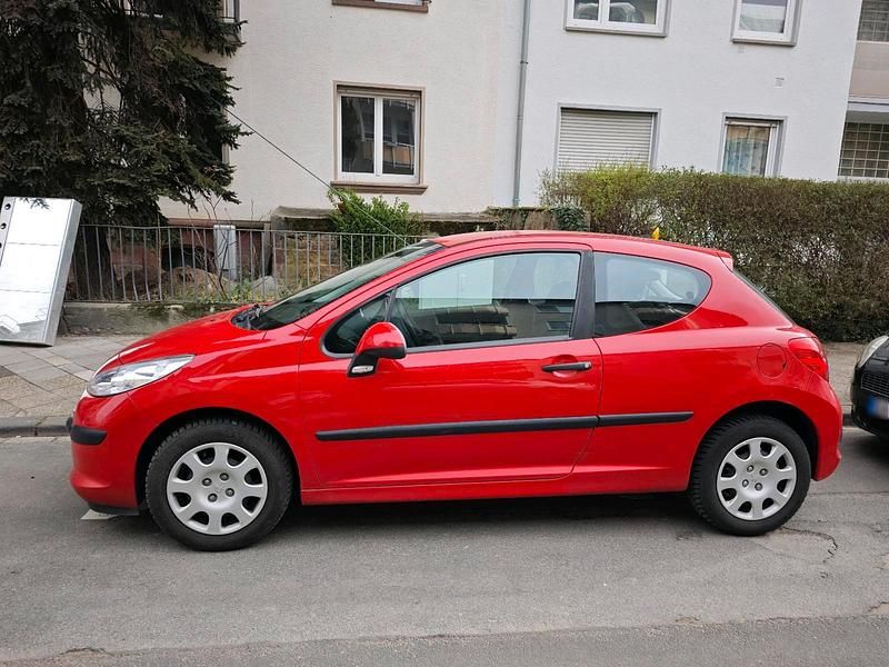 Gebraucht Peugeot 207 2009 Rot Kleinwagen