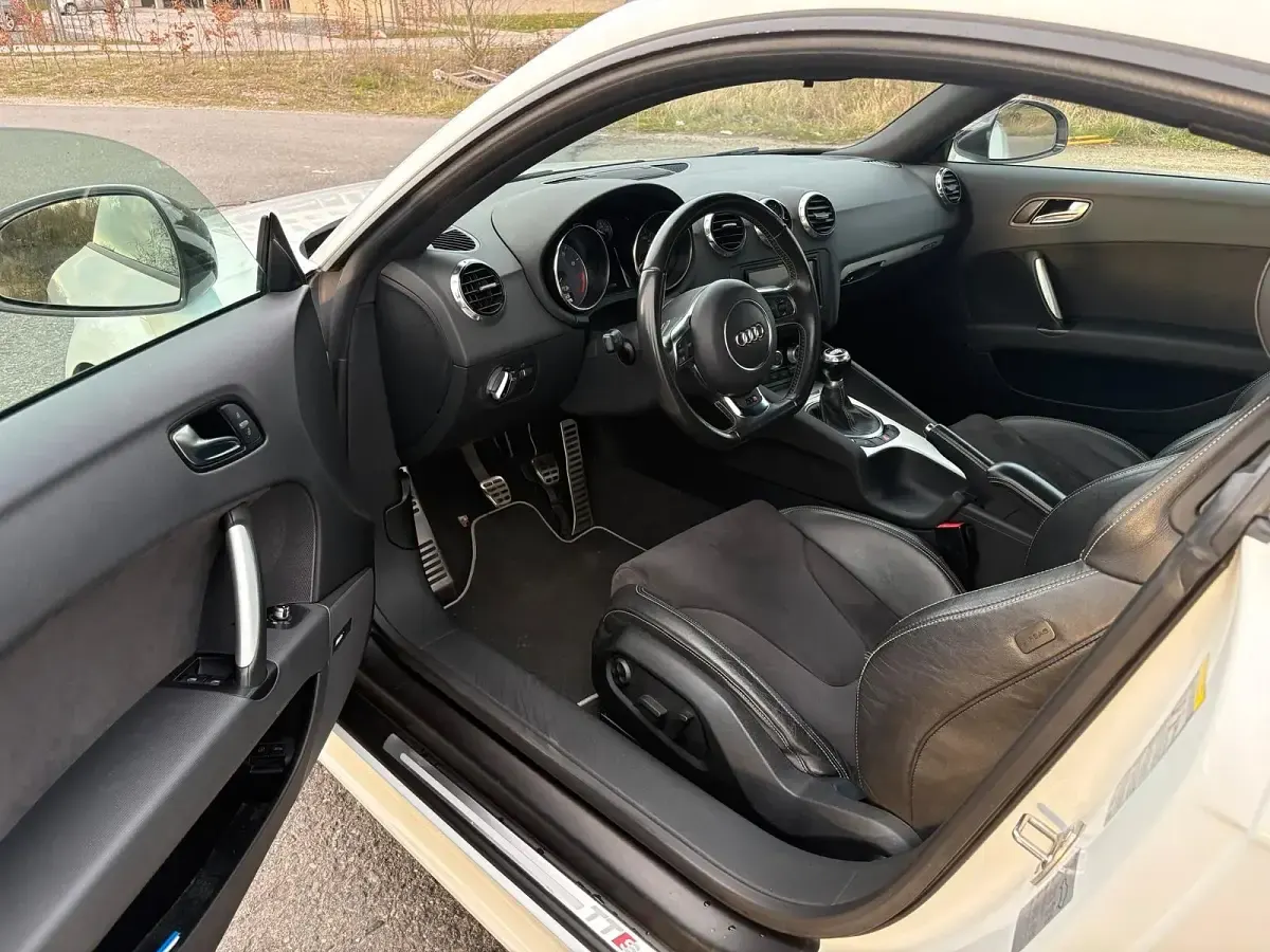 Gebraucht Audi TTS 272 PS (200 kW) 2012 Weiß Coupé
