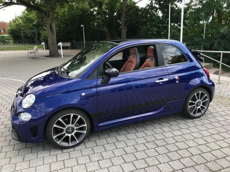 Blau Gebraucht 2016 Abarth 595C Turismo Cabrio | 18.500 € (Etwas zu teuer) - Bild 1/4
