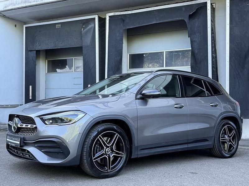 Gebraucht Mercedes GLA220 AMG 190 PS (139 kW) 2021 Mountaingrau SUV