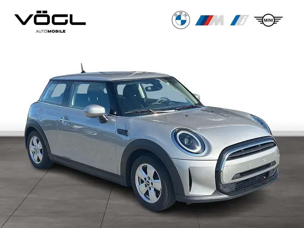 Gebraucht Mini Cooper Essential 136 PS (100 kW) 2023 Grau Kleinwagen
