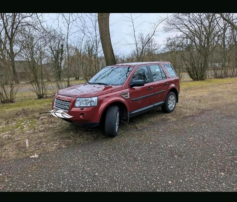 Rot Gebraucht 2008 Land Rover Freelander 2 SUV | 5.500 € (Etwas zu teuer) - Bild 1/4