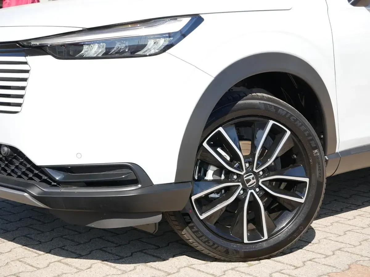 Neu Honda HR-V Elegance 131 PS (96 kW) 2026 Premium sunlight white SUV