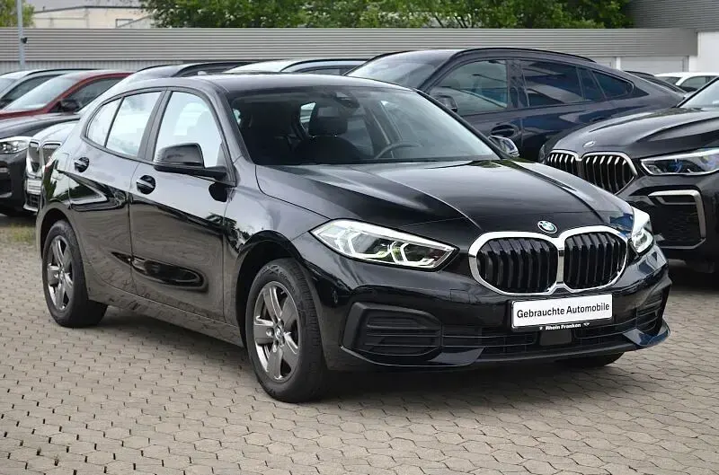 Gebraucht BMW 118 Advantage 140 PS (102 kW) 2024 Schwarz uni Kleinwagen
