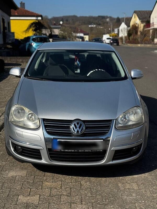 Silber Gebraucht 2006 VW Jetta Comfortline Limousine | 2.299 € (Fairer Preis) - Bild 1/4