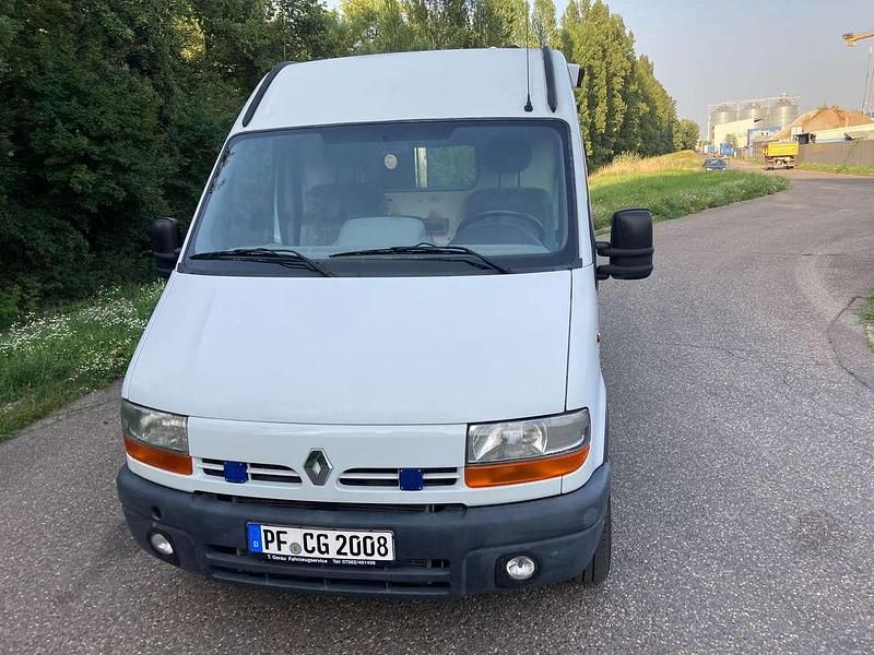 Weiß Gebraucht 2002 Renault Master Van | 5.490 € (Etwas zu teuer) - Bild 1/4