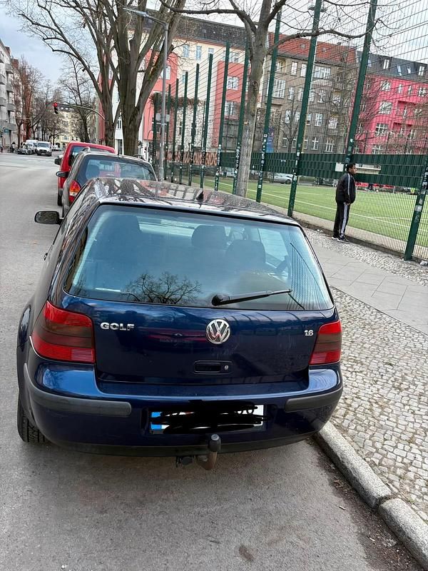 Gebraucht VW Golf IV 101 PS (74 kW) 2002 Blau Kleinwagen