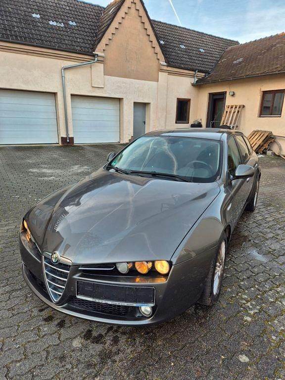 Gebraucht Alfa Romeo 159 Distinctive 160 PS (117 kW) 2007 Grau Limousine