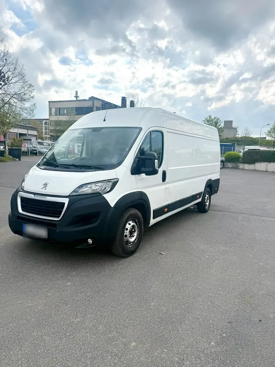 Gebraucht Peugeot Boxer 130 PS (95 kW) 2017 Weiß Van