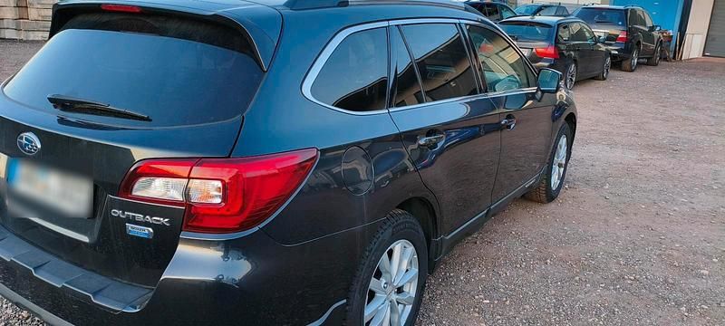 Gebraucht Subaru Outback 147 PS (108 kW) 2015 Schwarz Kombi