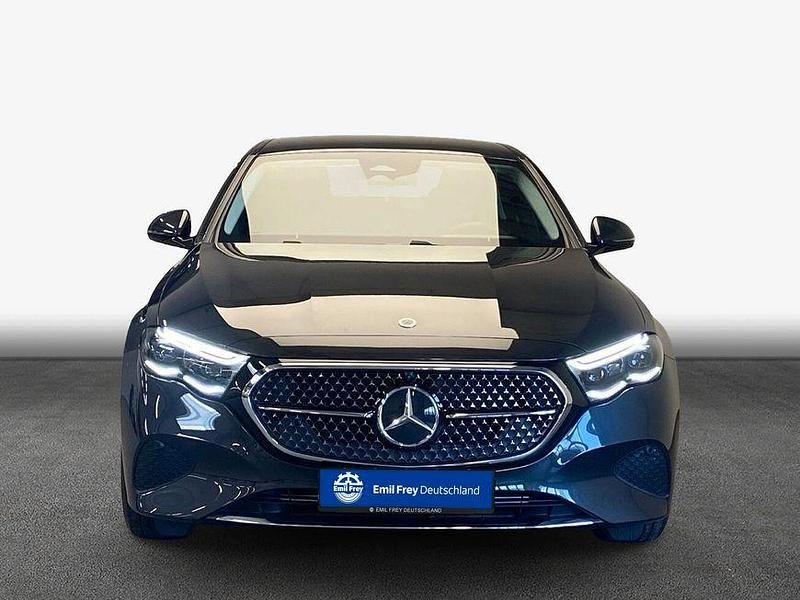 Gebraucht Mercedes E200 Avantgarde 204 PS (150 kW) 2025 Grau Limousine