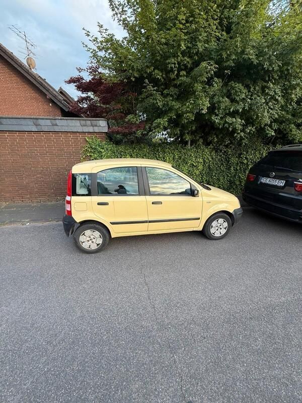 Gelb Gebraucht 2004 Fiat Panda Kleinwagen | 1.050 € (Fairer Preis) - Bild 1/4