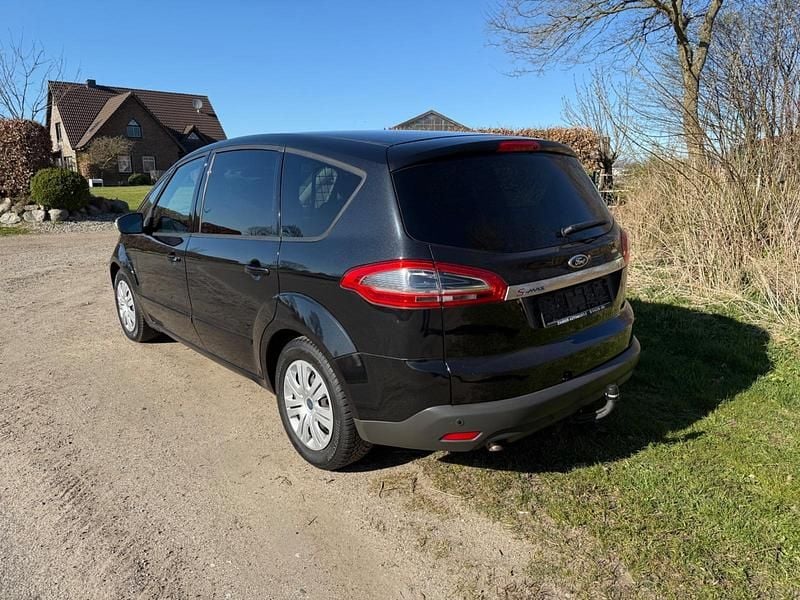 Second-hand Ford S-MAX S 140 CP (102 kW) 2012 Negru Monovolum