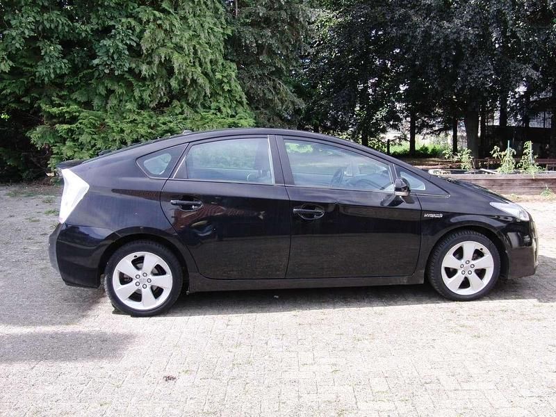 Schwarz Gebraucht 2010 Toyota Prius Kleinwagen | 8.900 € (Fairer Preis) - Bild 1/4