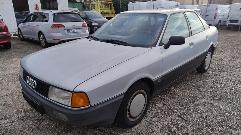Gebraucht Audi 80 90 PS (66 kW) 1989 Silber Limousine