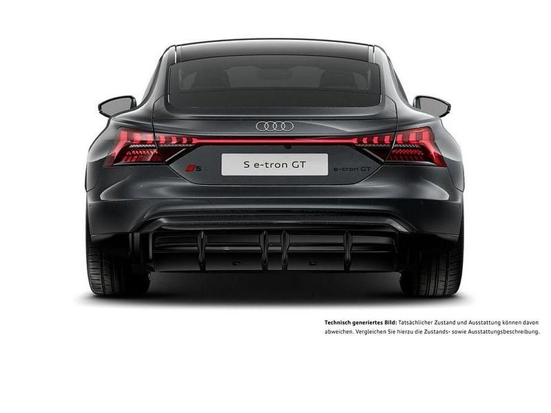 Gebraucht Audi e-tron GT quattro Ambiente 500 kW (680 PS) 2025 Daytonagrau perleffekt Limousine