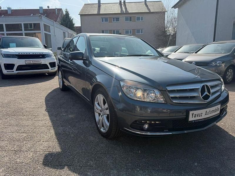 Gebraucht Mercedes C300 231 PS (169 kW) 2009 Tenoritgrau Limousine