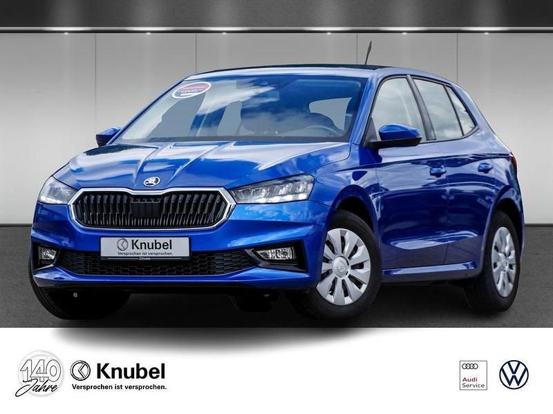 Blau Gebraucht 2021 Skoda Fabia Ambition Kleinwagen | 14.950 € (Etwas zu teuer) - Bild 1/4