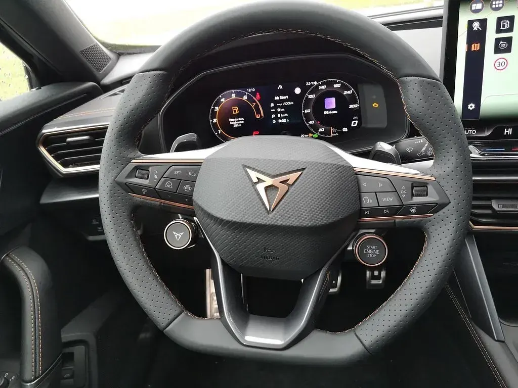 Neu Cupra Formentor 333 PS (244 kW) 2026 Magneticgrau metallic SUV