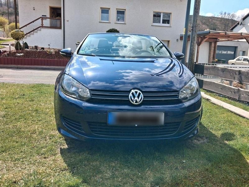 Gebraucht VW Golf Cabriolet 105 PS (77 kW) 2016 Blau Cabrio