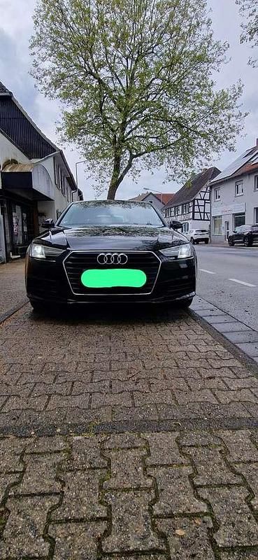 Gebraucht Audi A4 Ambition 136 PS (100 kW) 2016 Schwarz Limousine