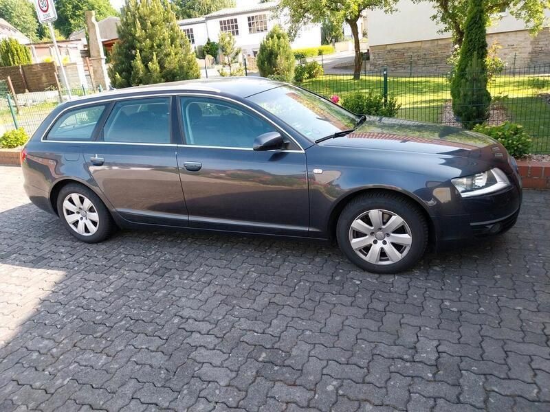 Grau Gebraucht 2005 Audi A6 Kombi | 5.000 € - Bild 1/4
