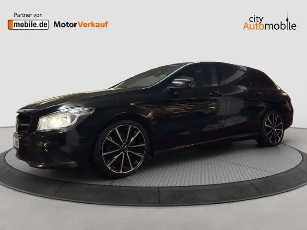 Gebraucht Mercedes CLA250 211 PS (155 kW) 2015 Kosmosschwarz  metalliclack (metallic) Coupé