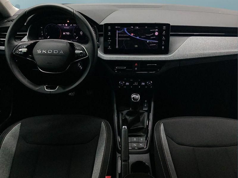 Gebraucht Skoda Scala 150 PS (110 kW) 2025 Weiß Kleinwagen