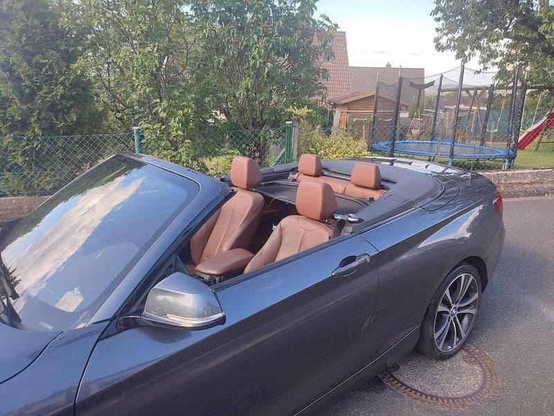 Grau Gebraucht 2015 BMW 225 M Sport Cabrio | 19.999 € (Guter Preis) - Bild 1/4