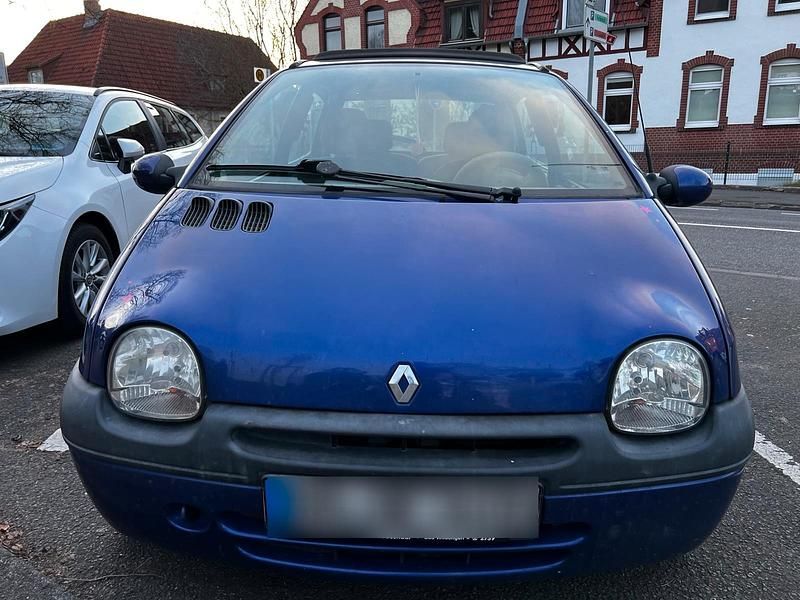 Second-hand Renault Twingo 58 CP (42 kW) 2000 Hatchback