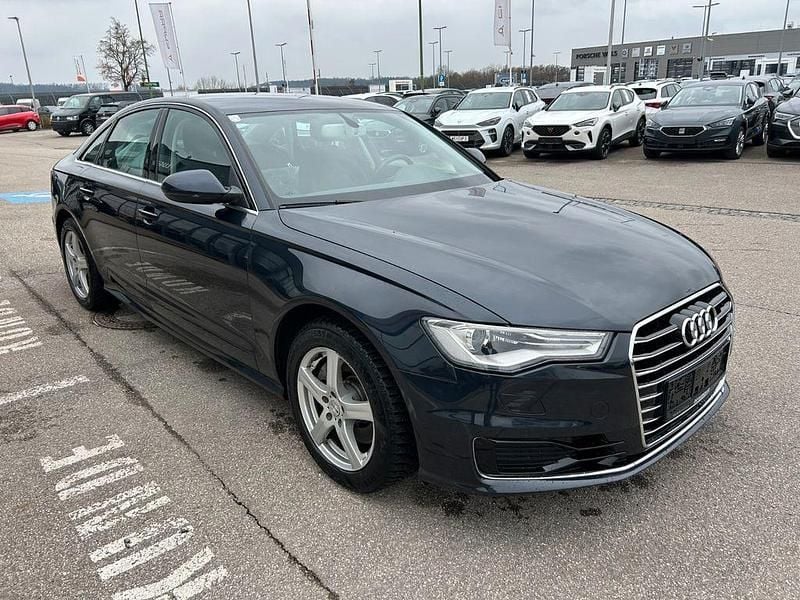 Gebraucht Audi A6 218 PS (160 kW) 2015 Blau Limousine