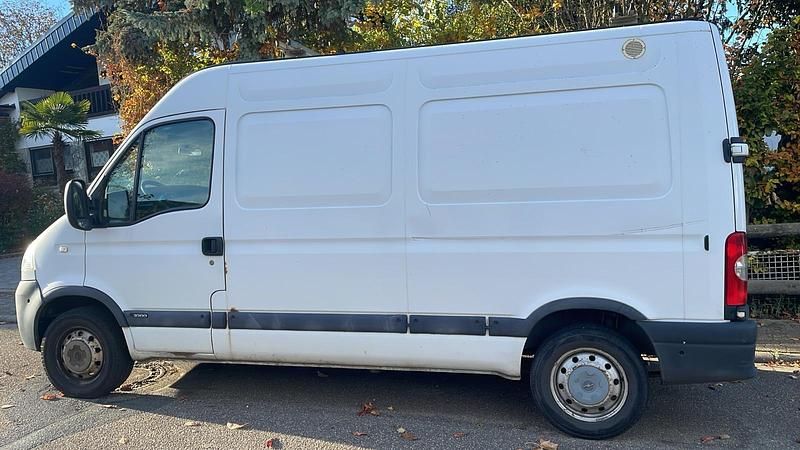 Gebraucht Opel Movano 120 PS (88 kW) 2005 Weiß Van / Kleinbus