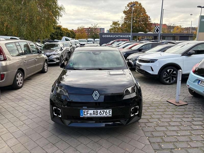 Gebraucht Renault 5 E-Tech Urban 77 kW (106 PS) 2025 Black pearlschwarz metallic Limousine