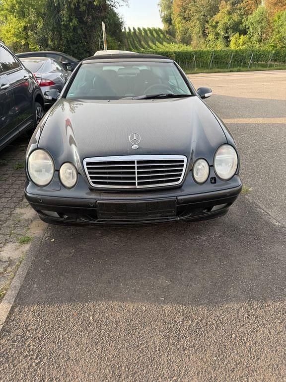 Blau Gebraucht 2000 Mercedes CLK320 Elegance Cabrio | 3.900 € (Superpreis) - Bild 1/4