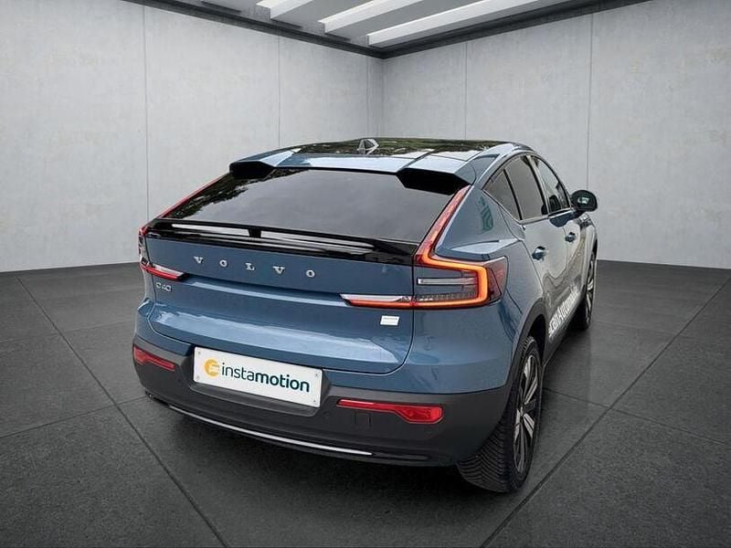 Second-hand Volvo C40 2024 Albastru SUV