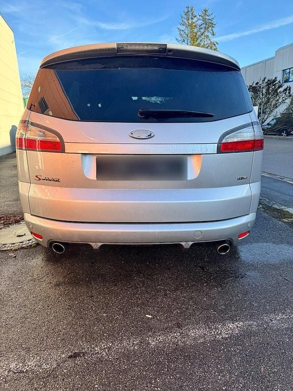 Gebraucht Ford S-MAX S 175 PS (128 kW) 2010 Silber Van / Kleinbus