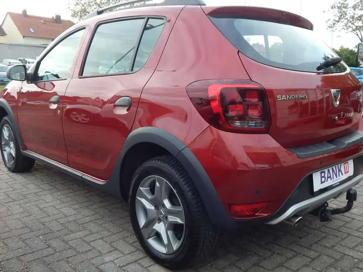 Gebraucht Dacia Sandero Prestige 95 PS (69 kW) 2019 Fusionrot Kleinwagen
