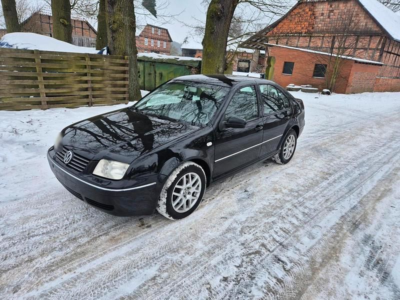 Gebraucht VW Bora 110 PS (80 kW) 2002 Schwarz Limousine
