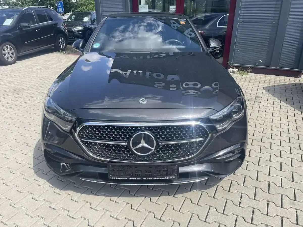 Gebraucht Mercedes E300 AMG line 204 PS (150 kW) 2024 Schwarz Limousine