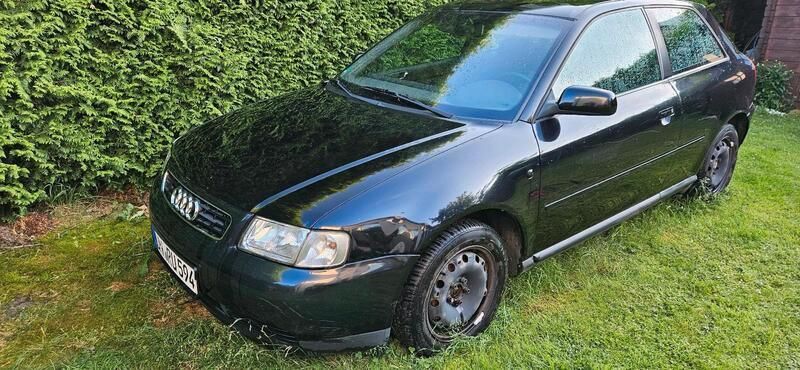 Schwarz Gebraucht 1998 Audi A3 Kleinwagen | 600 € (Guter Preis) - Bild 1/4