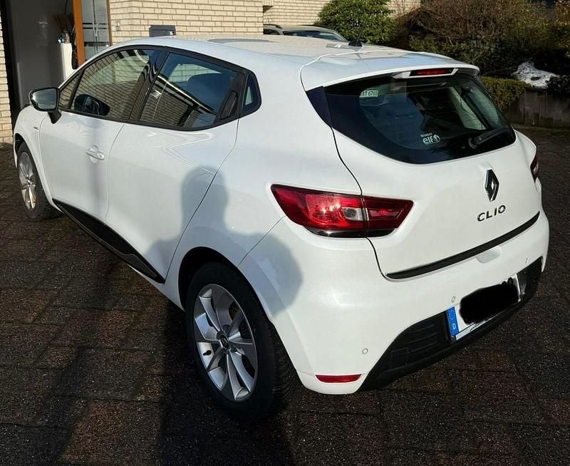 Gebraucht Renault Clio IV LIMITED 90 PS (66 kW) 2017 Weiß Kleinwagen