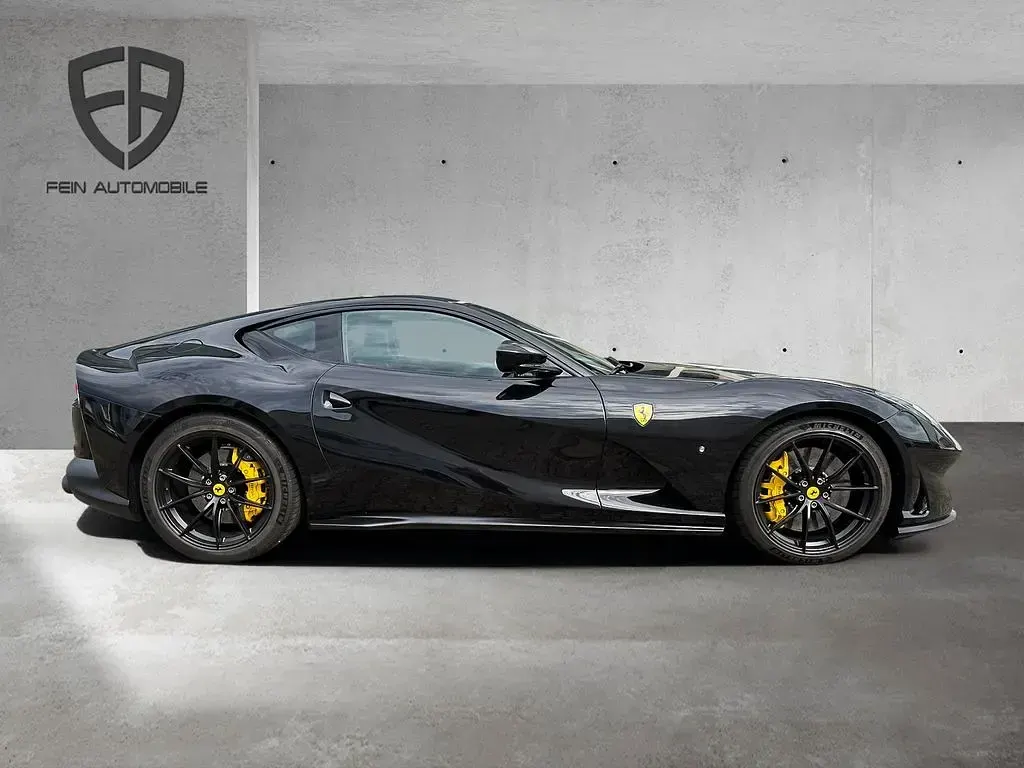 Gebraucht Ferrari 812 795 PS (584 kW) 2020 Schwarz Coupé