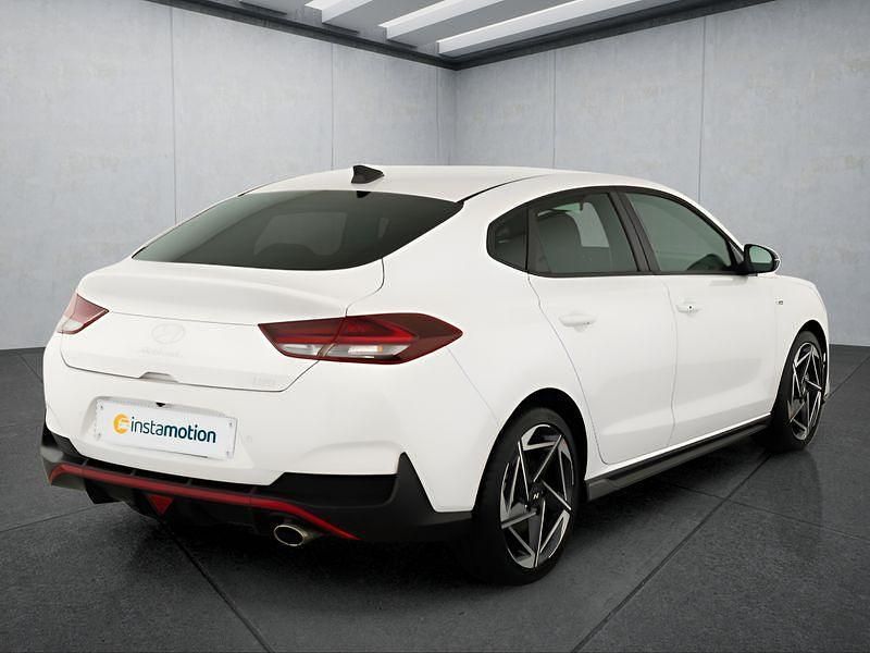 Neu Hyundai i30 140 PS (102 kW) 2025 Weiß Kleinwagen