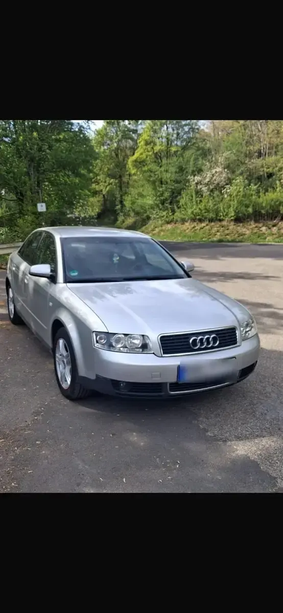Gebraucht Audi A4 131 PS (96 kW) 2001 Silber Limousine