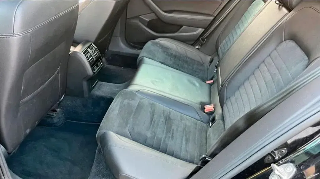 Gebraucht VW Passat Highline 150 PS (110 kW) 2015 Schwarz Kombi