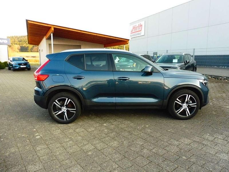 Gebraucht Volvo XC40 163 PS (119 kW) 2025 Blau SUV
