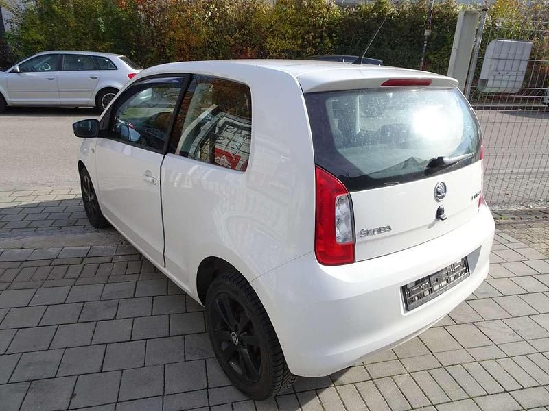 Gebraucht Skoda Citigo 75 PS (55 kW) 2014 Candyweiss Kleinwagen