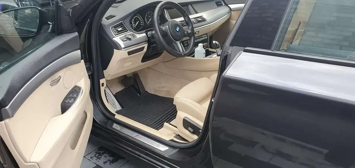 Gebraucht BMW 530 258 PS (189 kW) 2016 Grau Limousine
